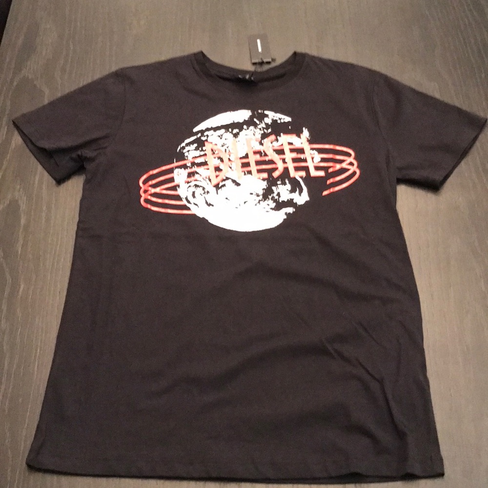 NWT MENS DIESEL SLIM FIT TSHIRT SIZE SMALL